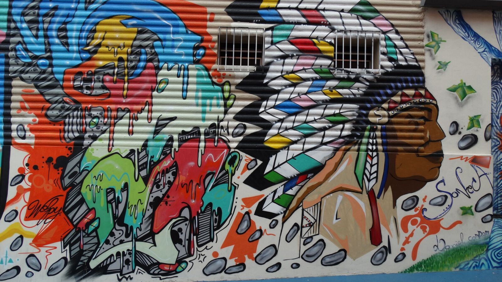 Sony Cyber-shot DSC-HX300 sample photo. Graphite, street art, urban photography