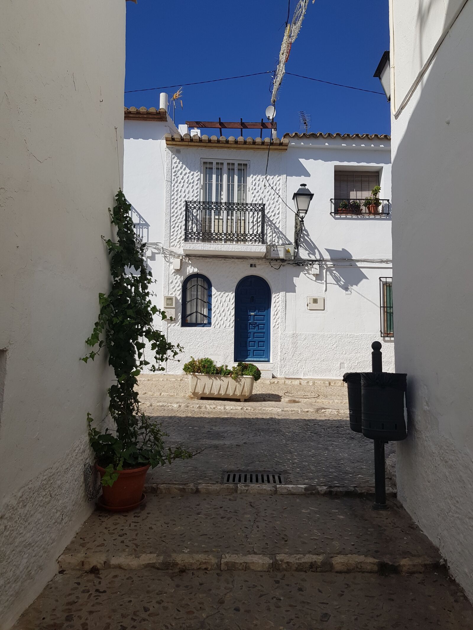 Samsung Galaxy S8+ sample photo. House, white village, altea photography