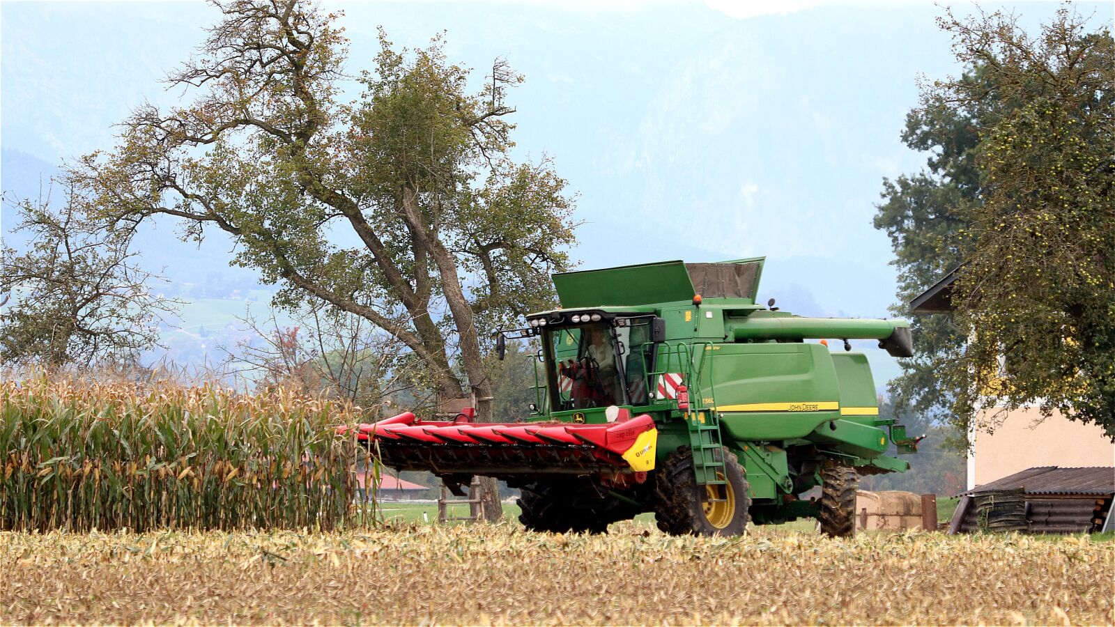 Canon EF 70-300 F4-5.6 IS II USM sample photo. Corn harvest, combine harvester photography