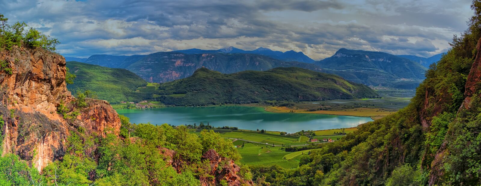 Fujifilm XF 18-55mm F2.8-4 R LM OIS sample photo. Lake, mountains, clouds photography