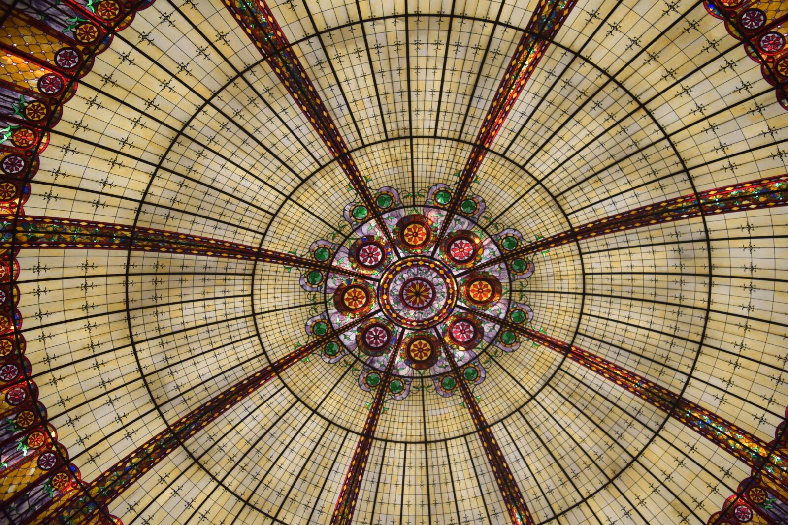 Nikon D3300 sample photo. Pattern, round, sphere photography