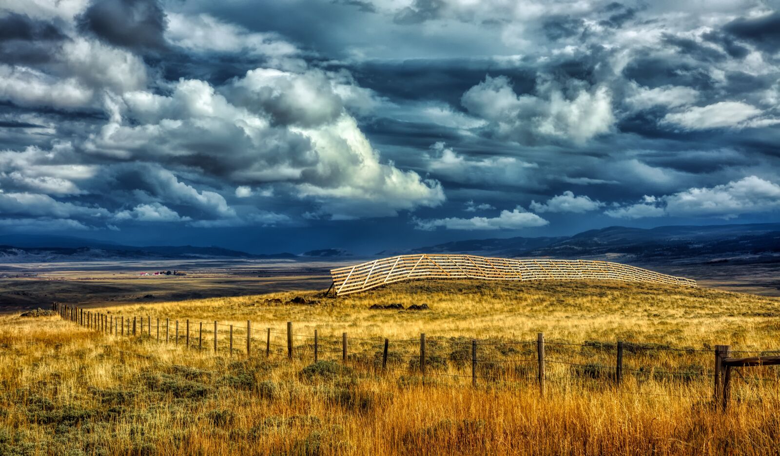 Canon EOS 5DS R + Canon EF 24-105mm F4L IS USM sample photo. Wyoming, america, snow fence photography