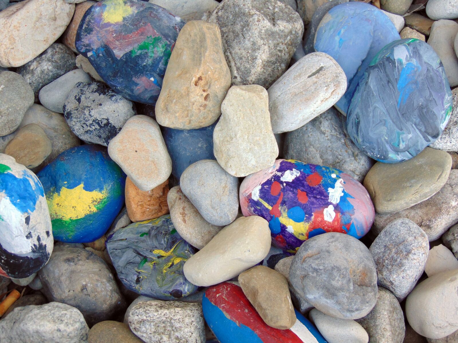 Sony Cyber-shot DSC-H300 sample photo. Rock, stone, painted photography