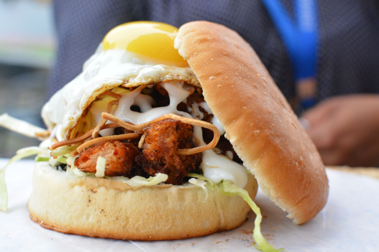 Nikon D5200 sample photo. Bun, burger, cheese photography