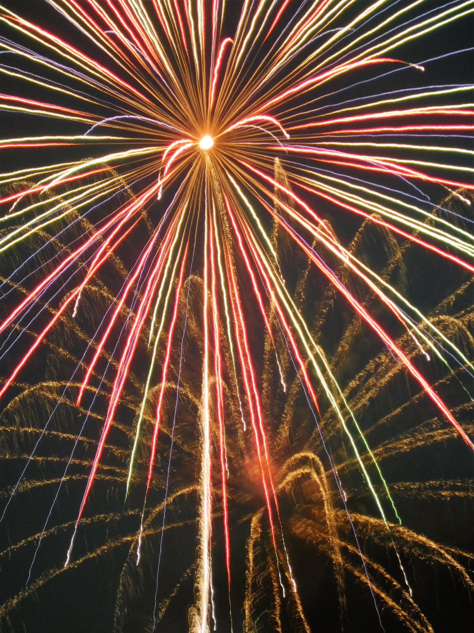 Nikon Coolpix S7000 sample photo. Fireworks, july 4th, celebration photography