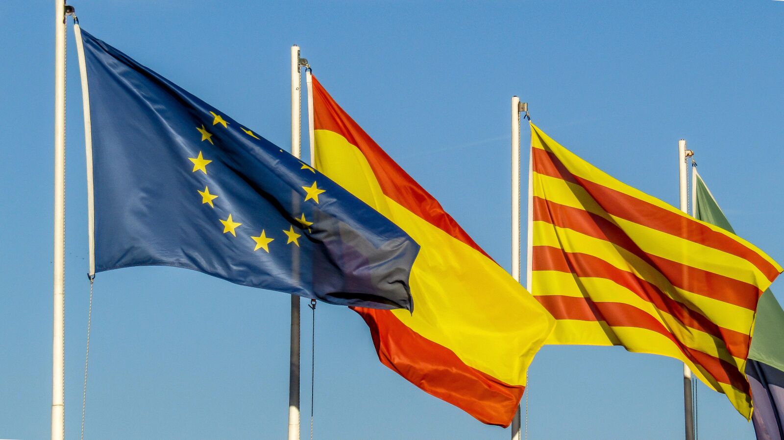 Canon PowerShot SX410 IS sample photo. Flag, spain, european union photography