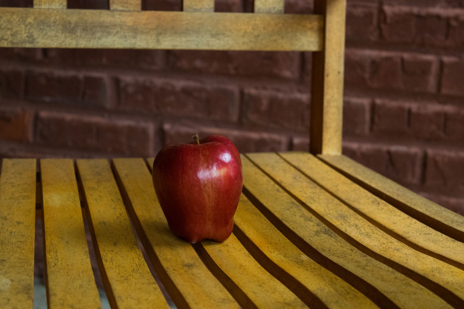 Nikon D3300 sample photo. Apple, bricks, rocking, chair photography