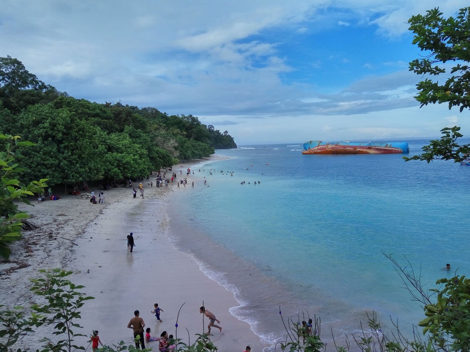 Xiaomi Redmi Note 3 sample photo. White sand beach, pangandaran photography