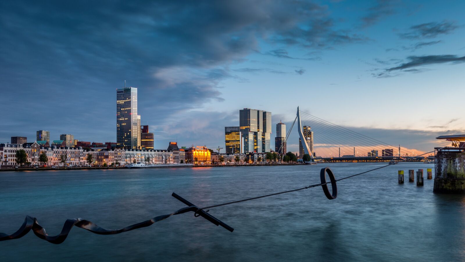 Nikon D800 sample photo. Rotterdam, new mesh, maastoren photography