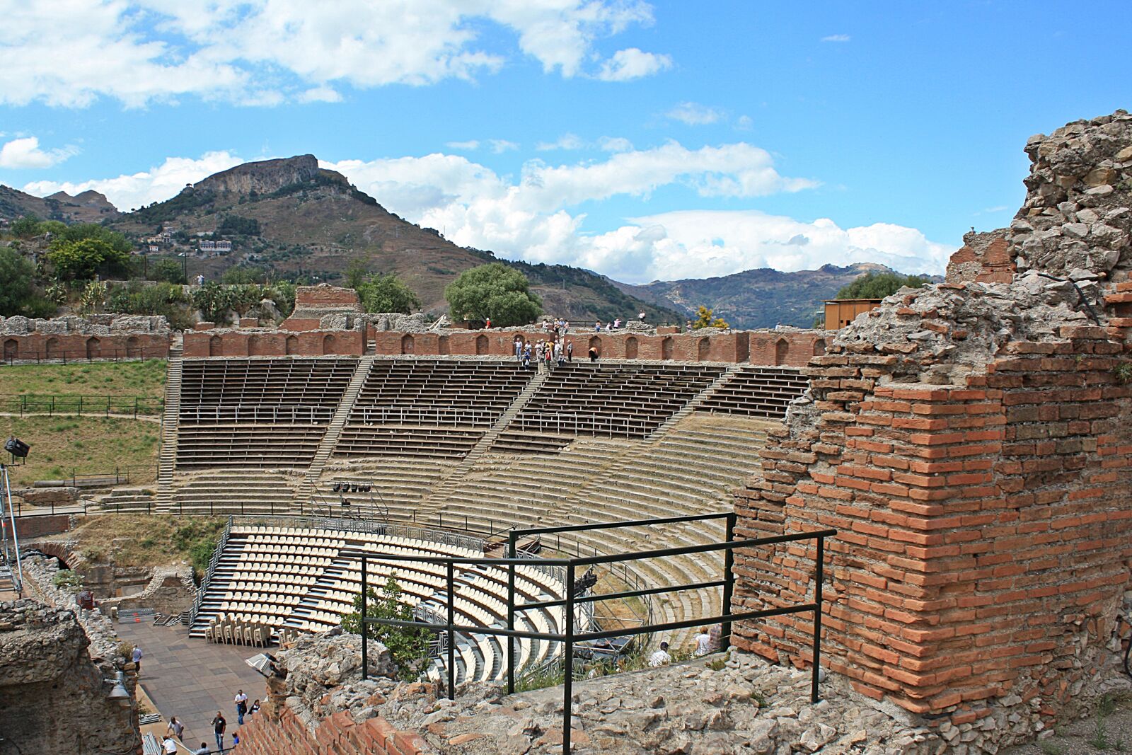 Canon EOS 450D (EOS Rebel XSi / EOS Kiss X2) sample photo. The ruins of the photography