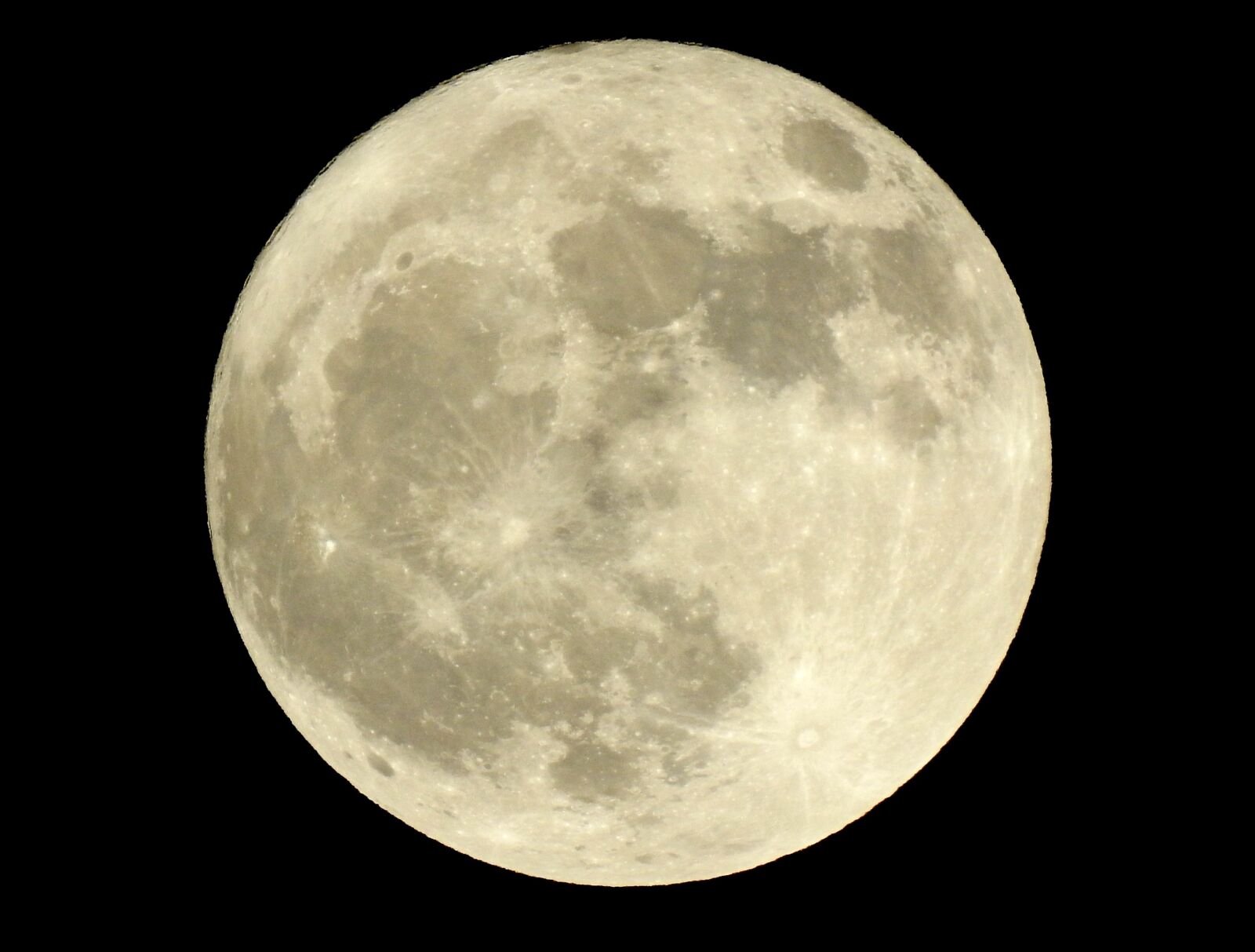 Nikon Coolpix P900 sample photo. Moon, asteroid, cosmos photography
