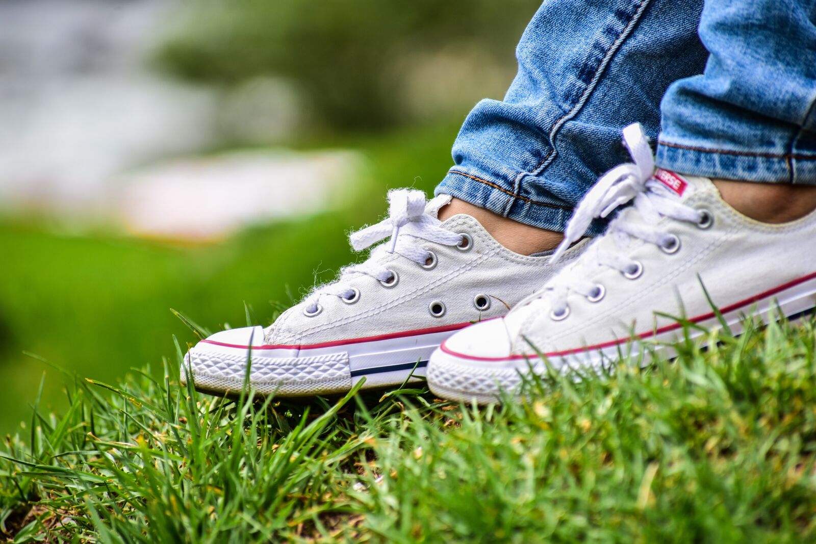 Nikon D3400 sample photo. Shoes, landscape, women photography