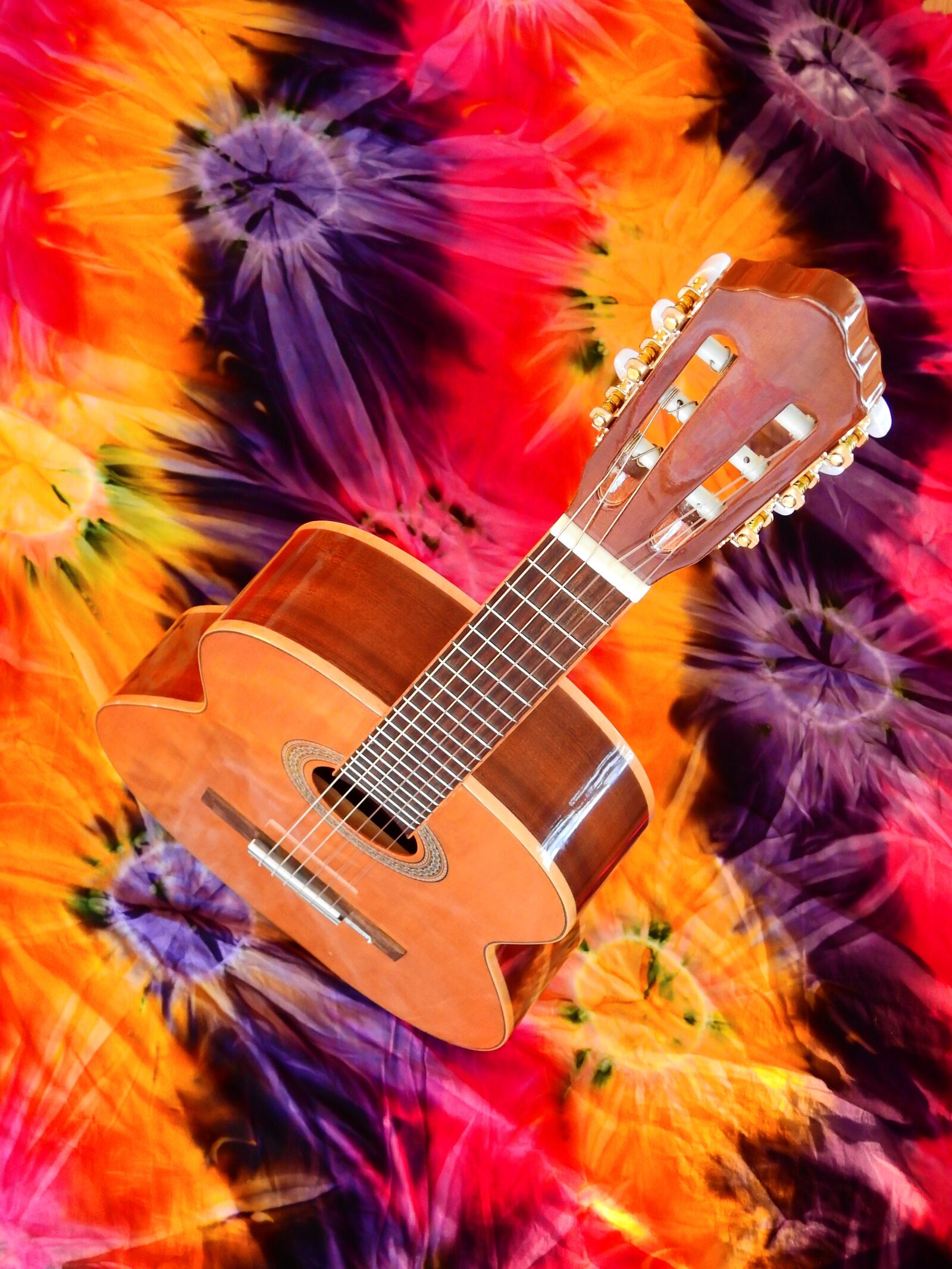 Nikon Coolpix P900 sample photo. Music, instrument, guitar photography