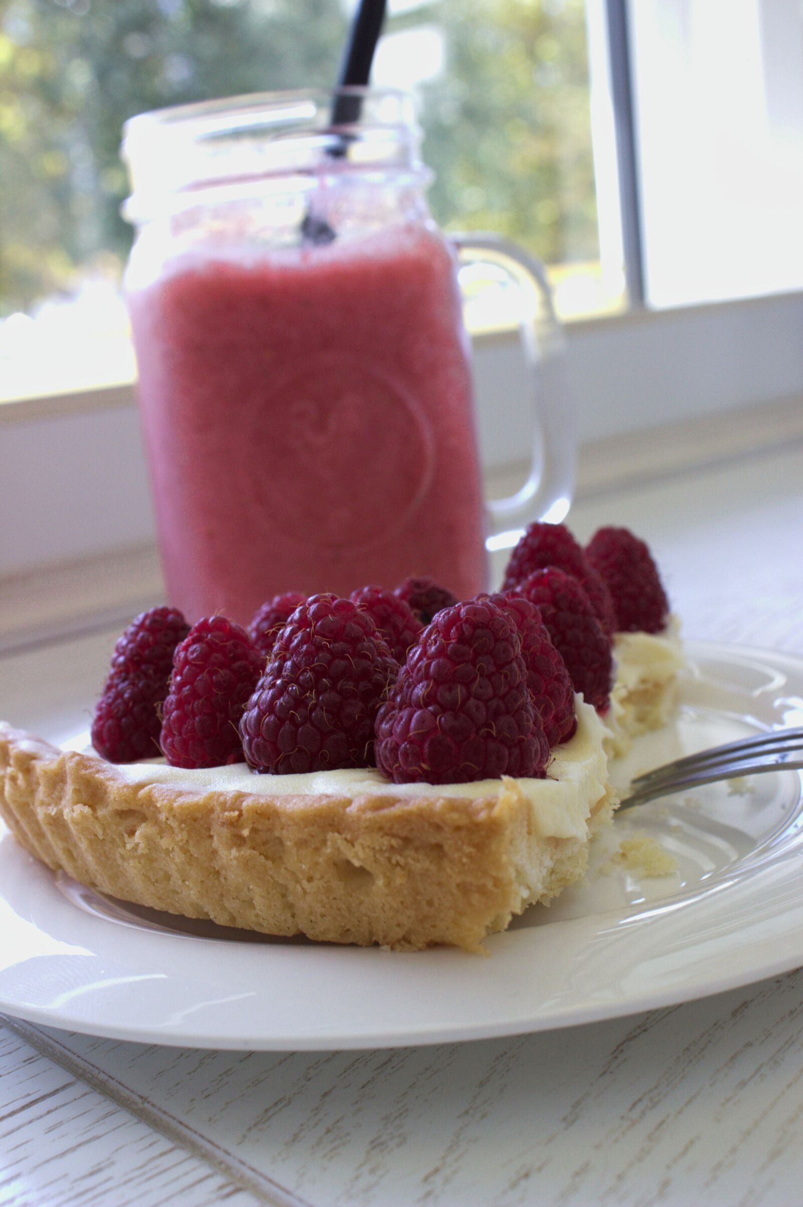 Canon EOS 600D (Rebel EOS T3i / EOS Kiss X5) sample photo. Cake, smoothie, sweet photography