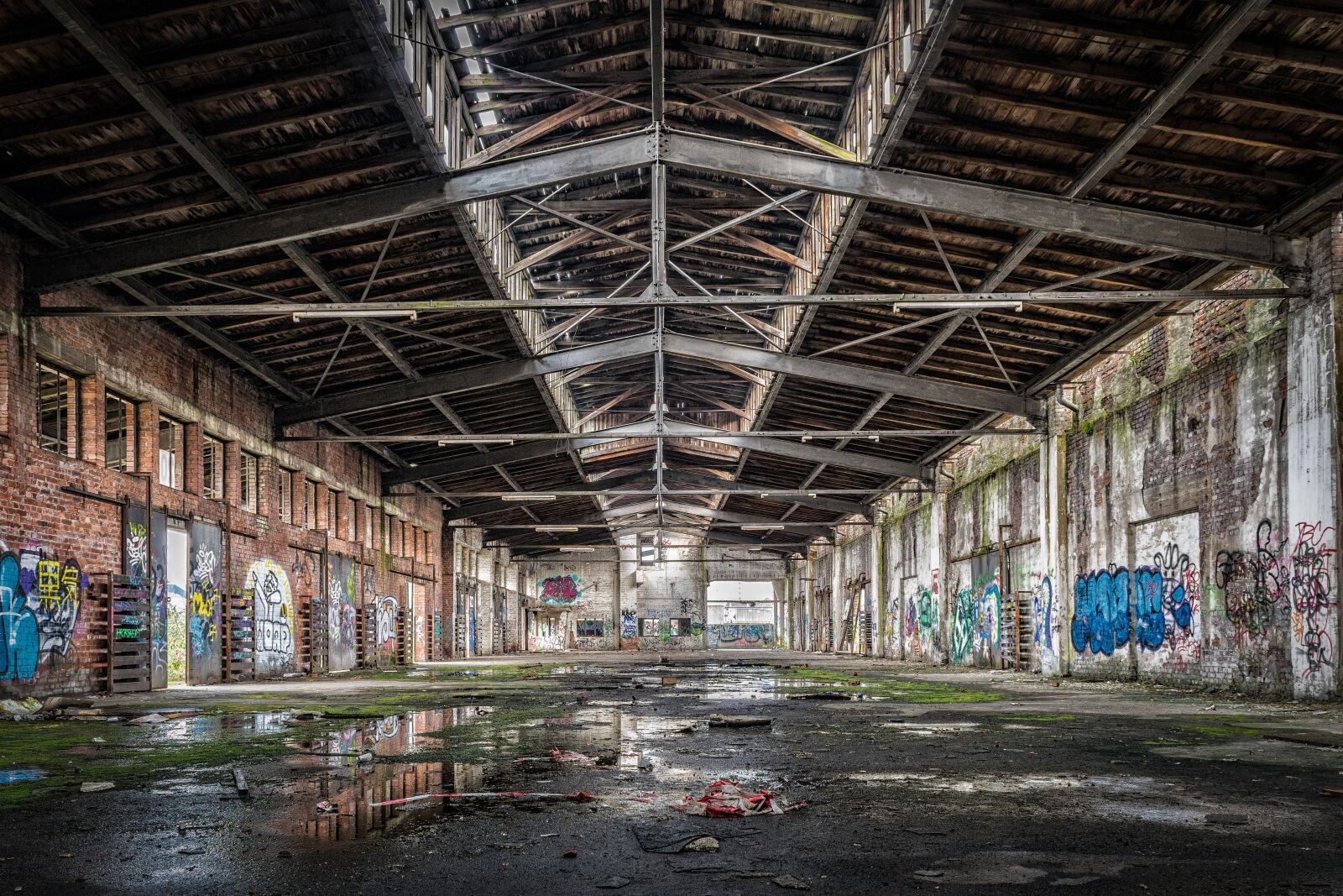 Nikon D3300 sample photo. Hall, stock, lost places photography