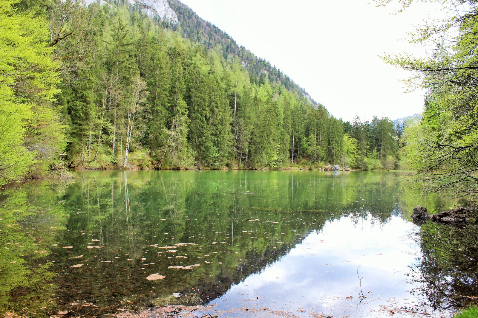 Canon EOS 1200D (EOS Rebel T5 / EOS Kiss X70 / EOS Hi) sample photo. Lake, mountains, nature photography