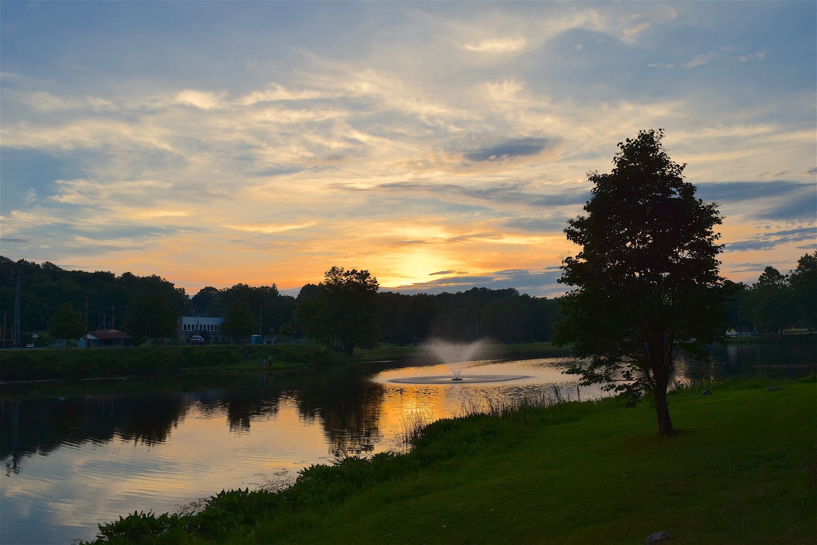 Nikon D3300 sample photo. Sunset, pond, fountain photography