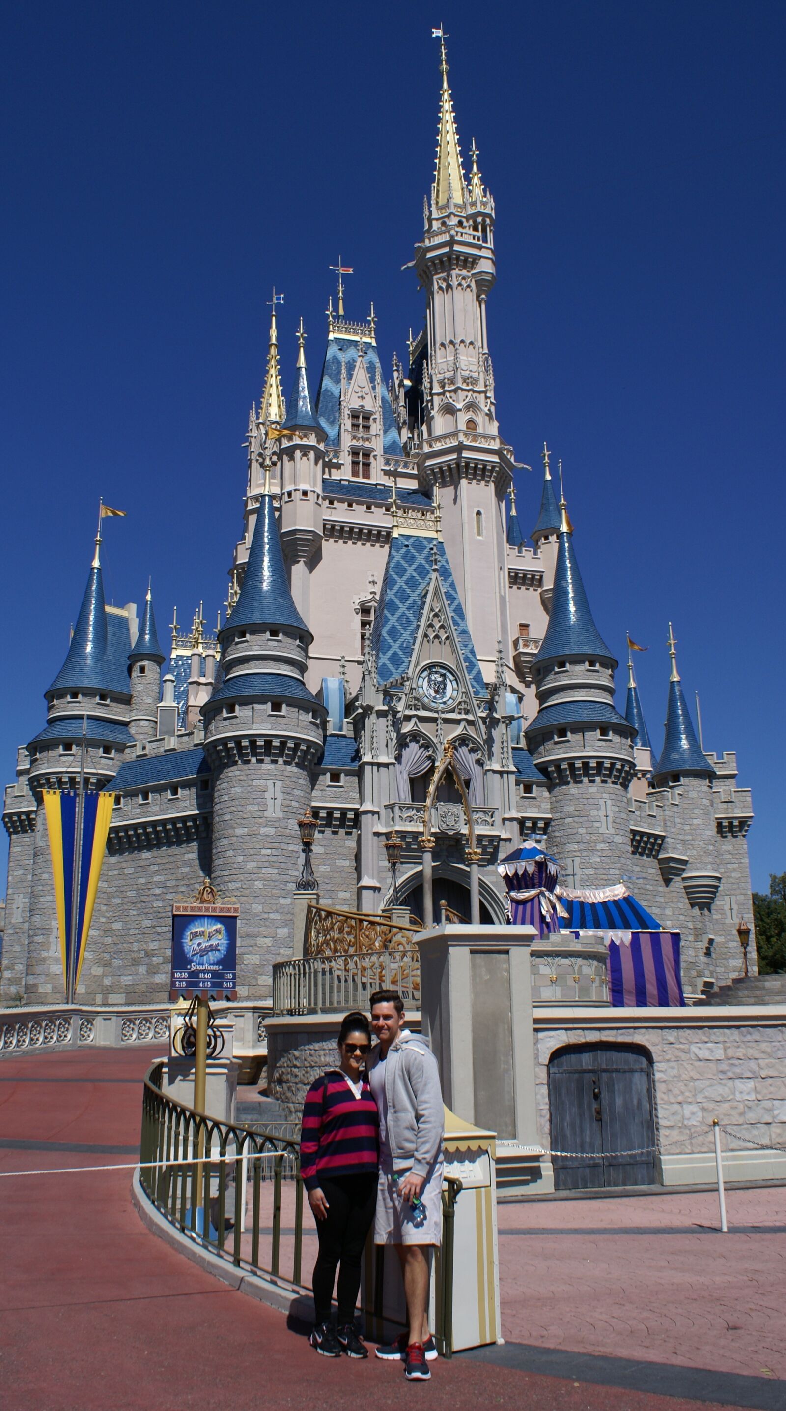 Sony Alpha DSLR-A100 sample photo. Florida, orlando, theme park photography