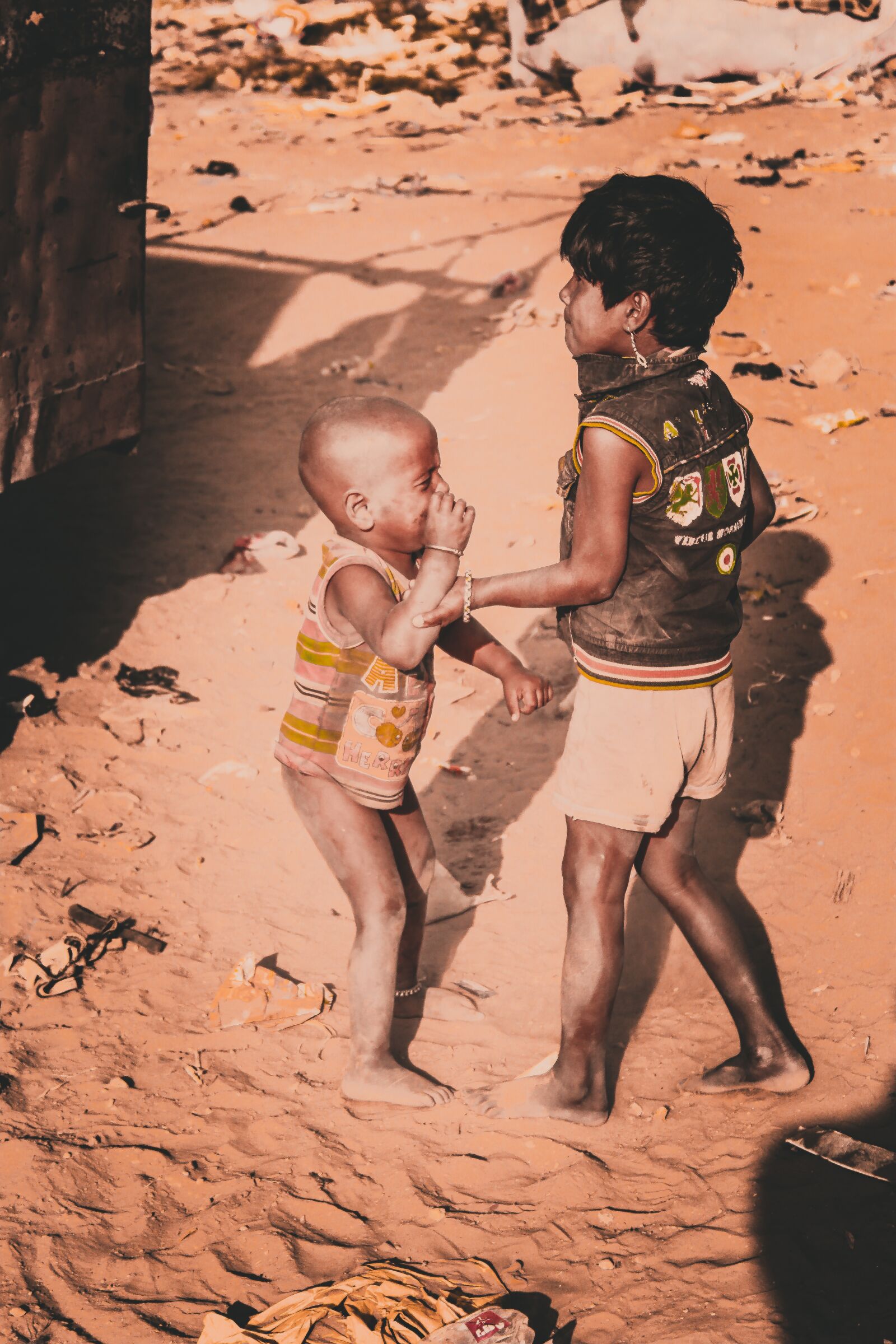 Canon EOS 700D (EOS Rebel T5i / EOS Kiss X7i) sample photo. Poverty, poor kids, asia photography