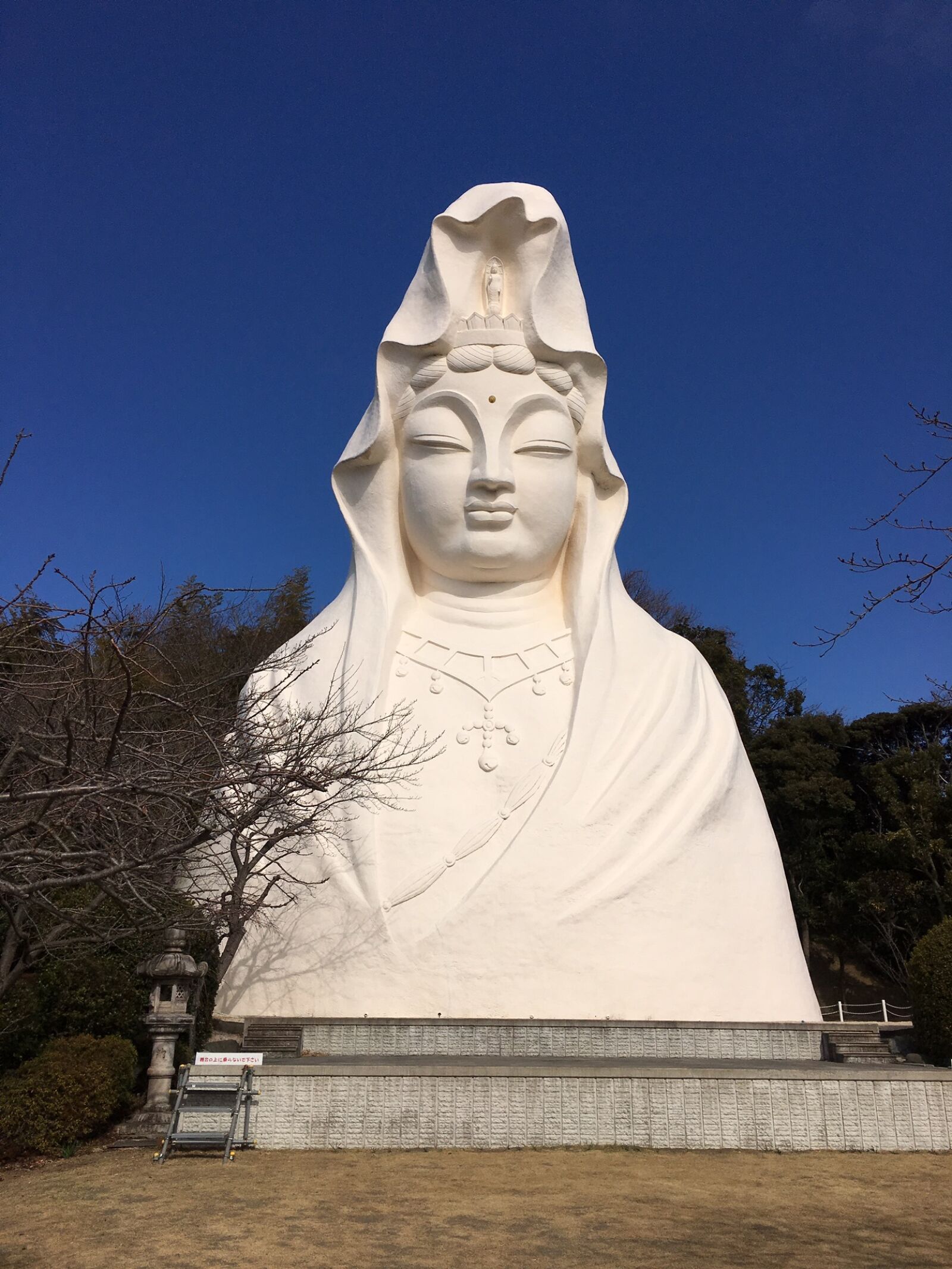 Apple iPhone 6s Plus sample photo. Sculpture, statue, religion photography