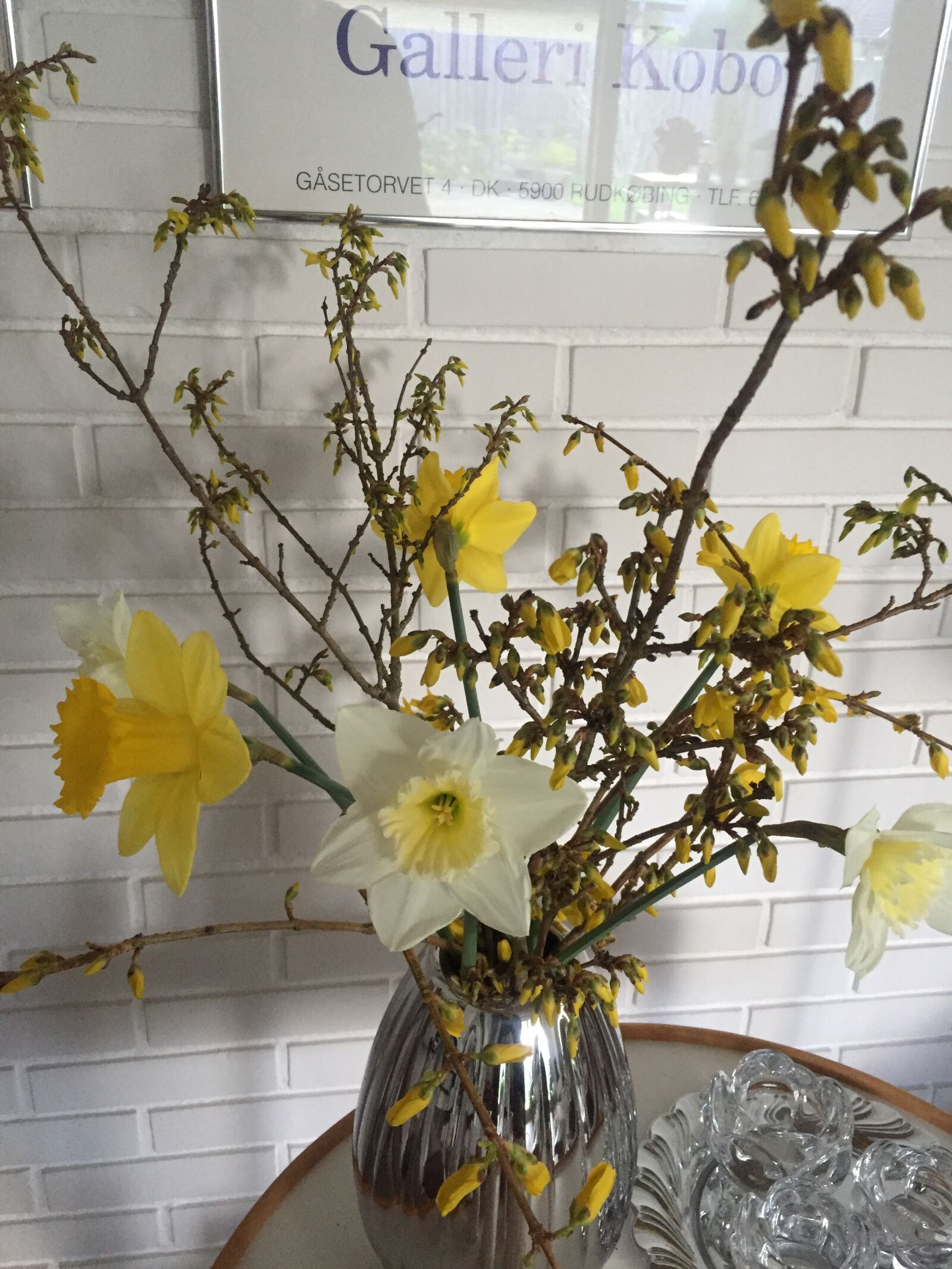 iPhone 6 back camera 4.15mm f/2.2 sample photo. Easter, beautiful, enjoyment photography