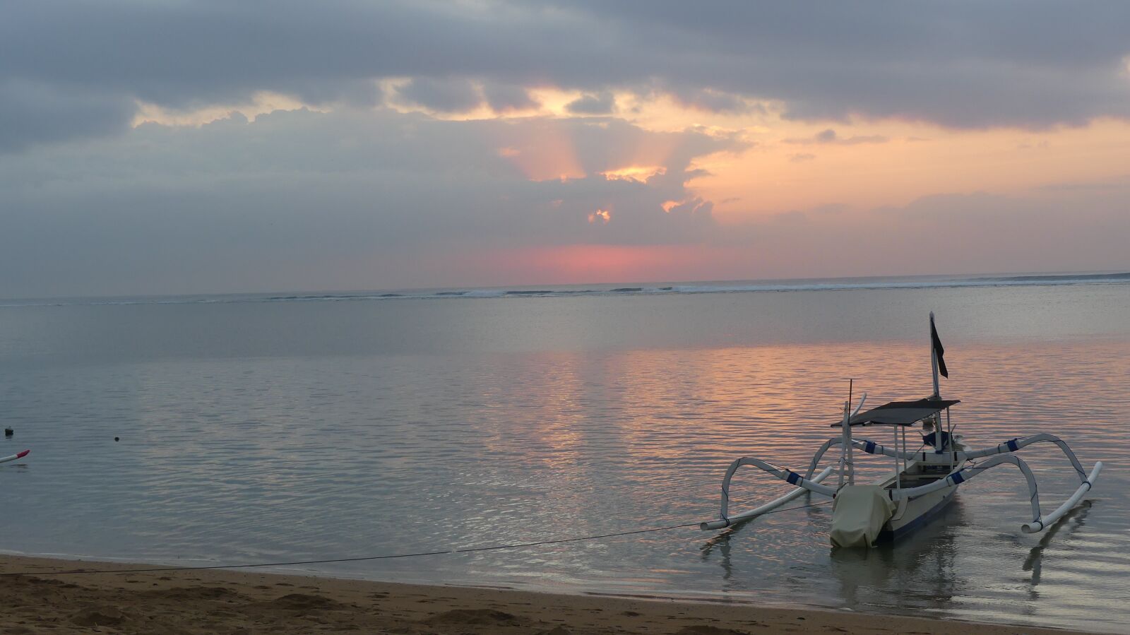 Panasonic Lumix DMC-FZ300 sample photo. Boat, sunrise, bali photography