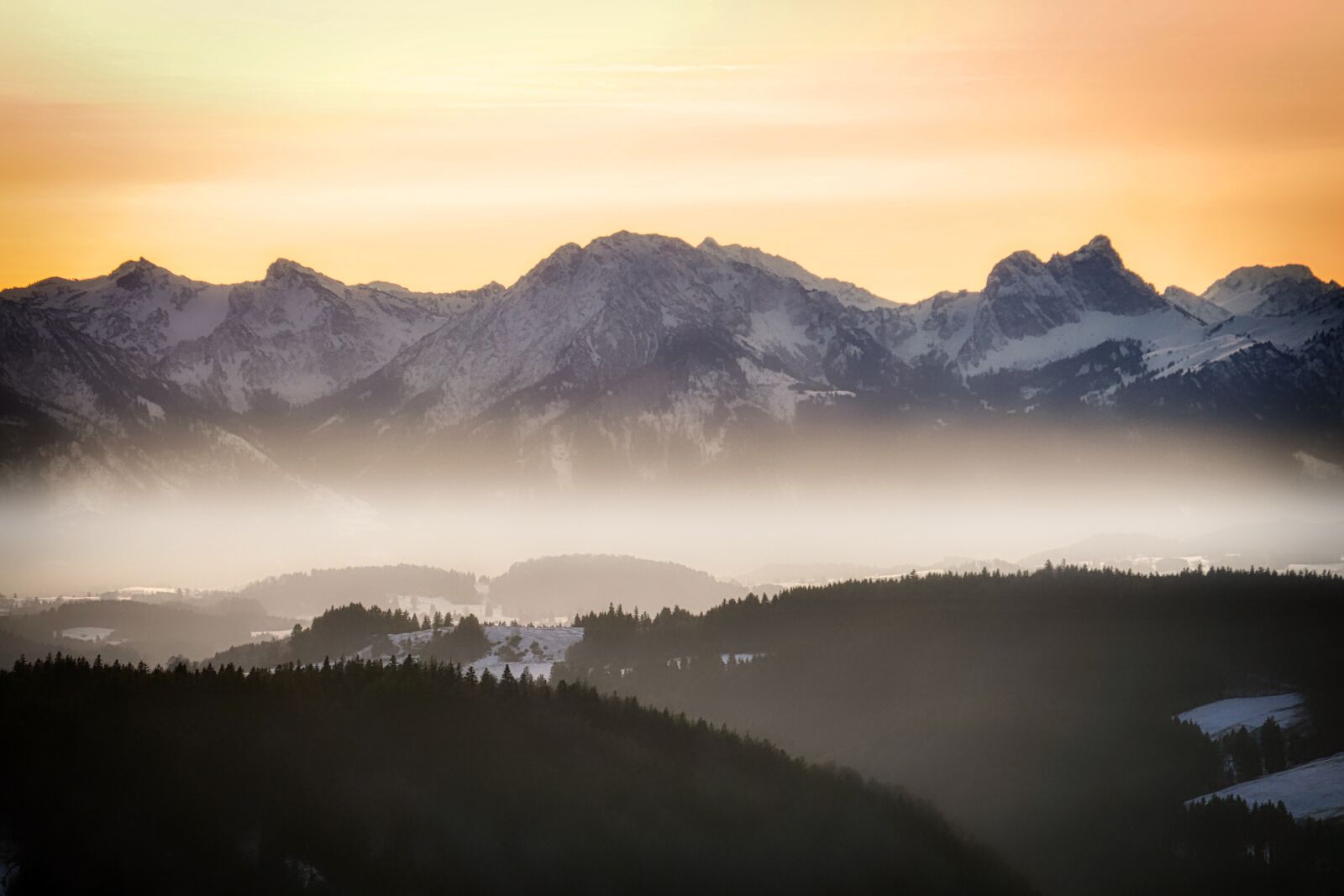 Panasonic Lumix DMC-GX8 sample photo. Alpine, mountains, panorama photography