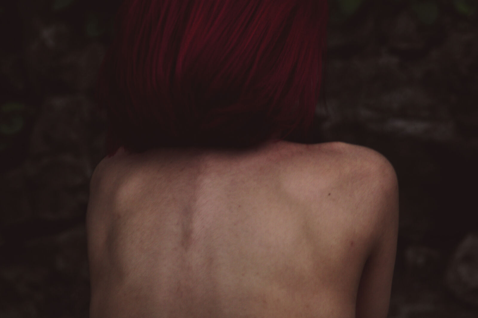 Canon EOS 450D (EOS Rebel XSi / EOS Kiss X2) sample photo. Back, view, girl, hair photography