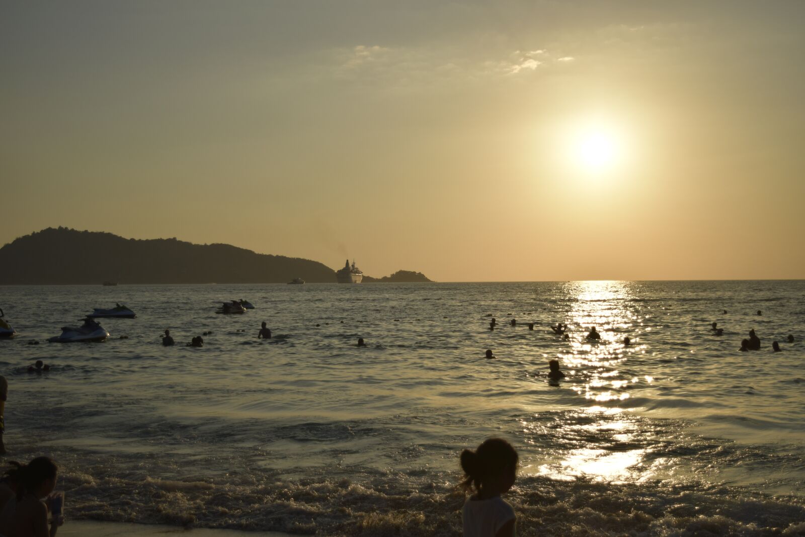 Nikon D3300 sample photo. The beach, sunset, sea photography