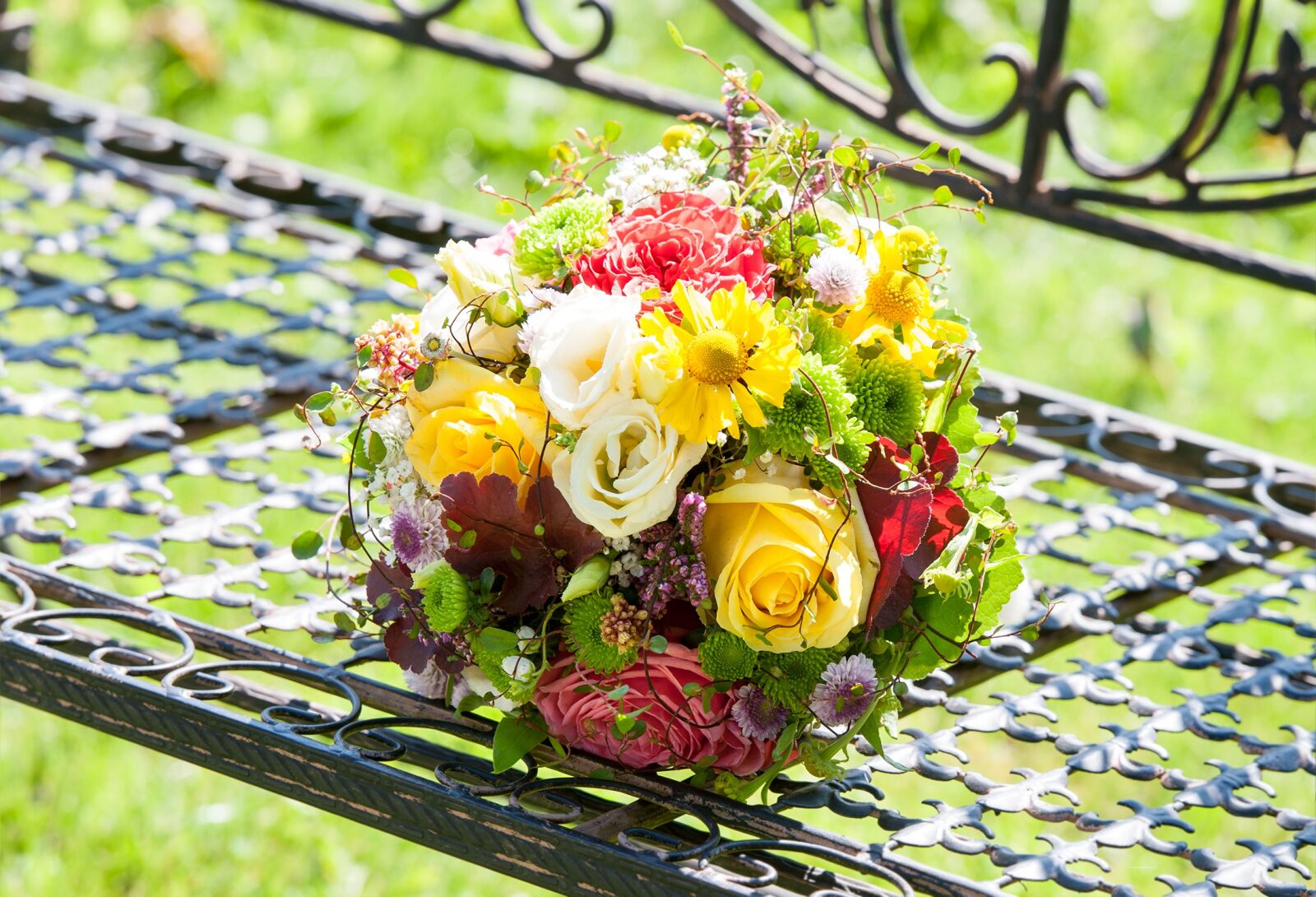Nikon D3 sample photo. Wedding, flowers, bridal bouquet photography
