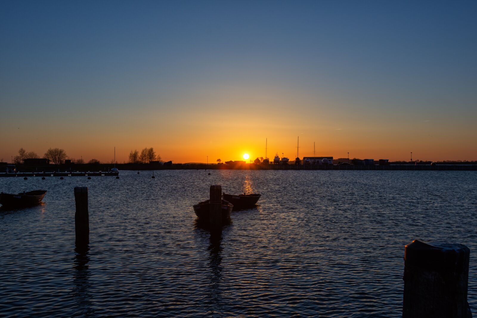 Nikon D7200 sample photo. Port, sunset, boat photography