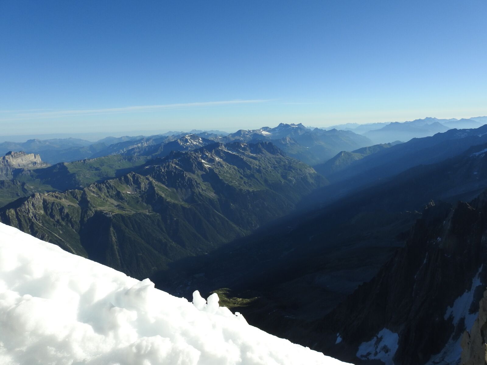 Nikon Coolpix P900 sample photo. Chamonix, panorama, picture photography