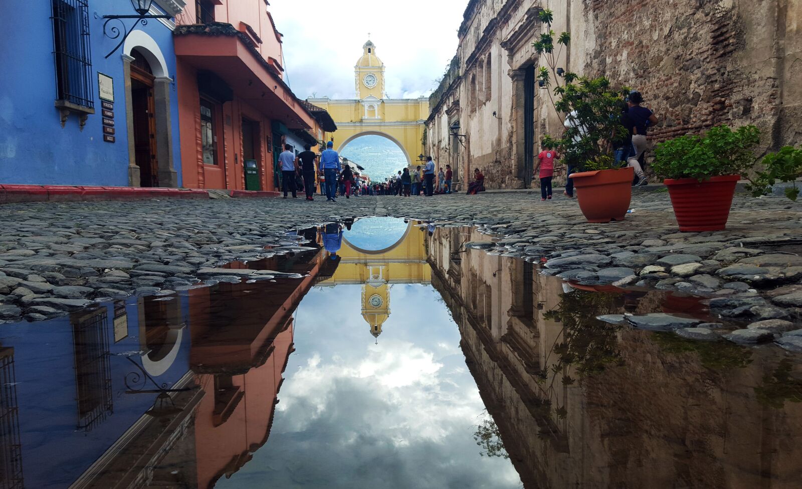 Samsung Galaxy S6 sample photo. Street, reflection, city photography