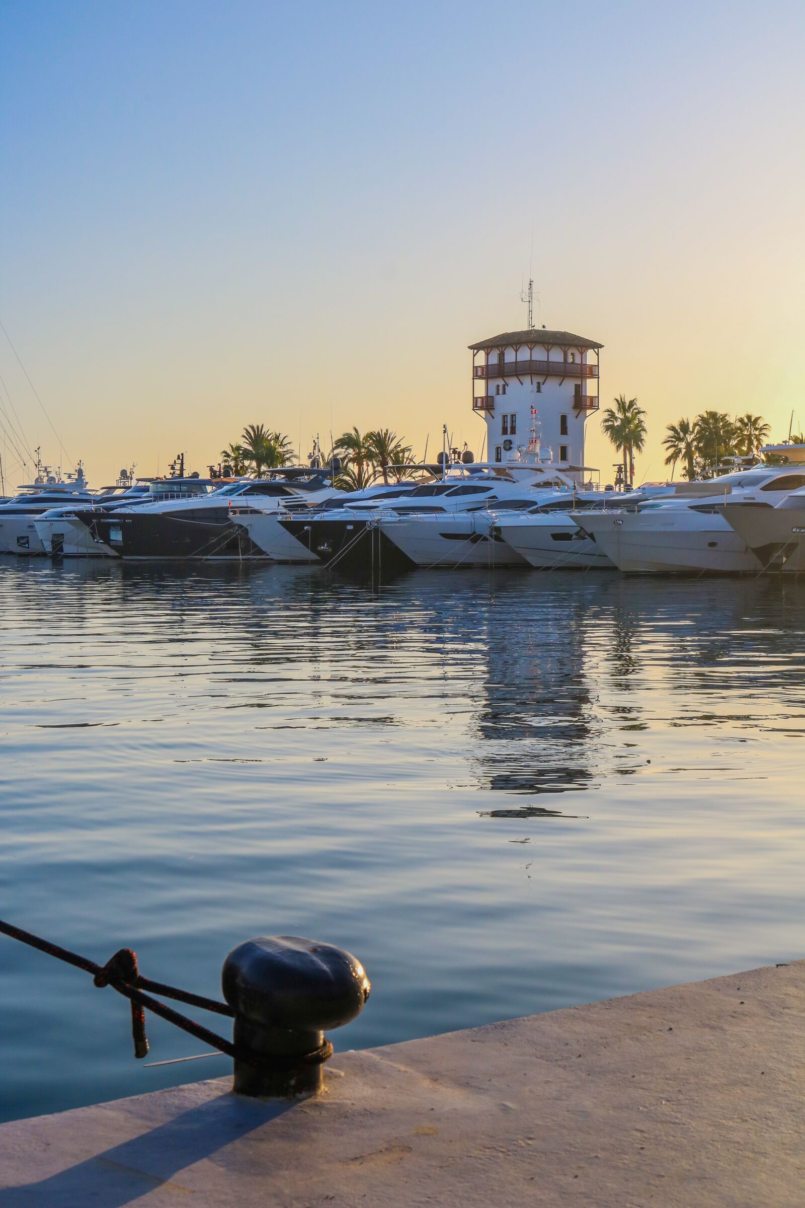 Canon EOS 750D (EOS Rebel T6i / EOS Kiss X8i) sample photo. Mallorca, puerto portals, port photography