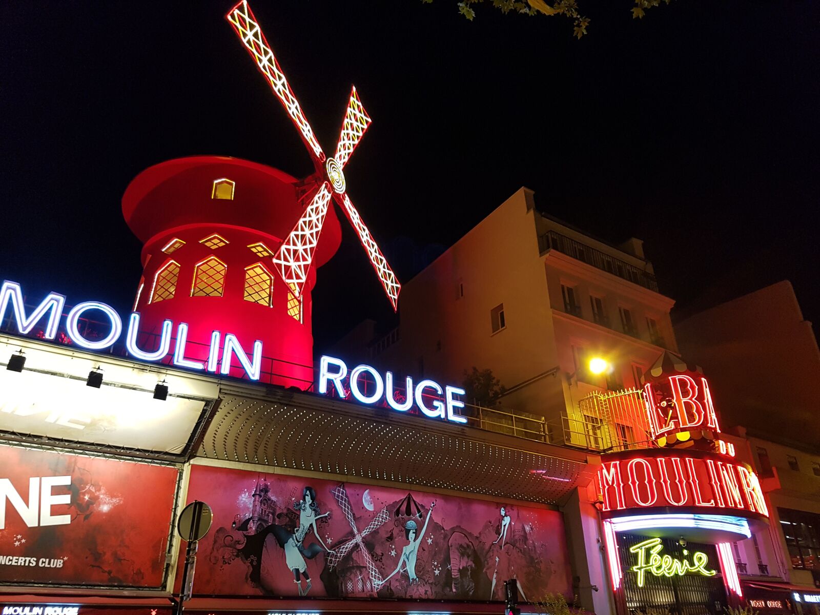 Samsung Galaxy S7 Edge sample photo. Paris, moulin rouge, montmartre photography