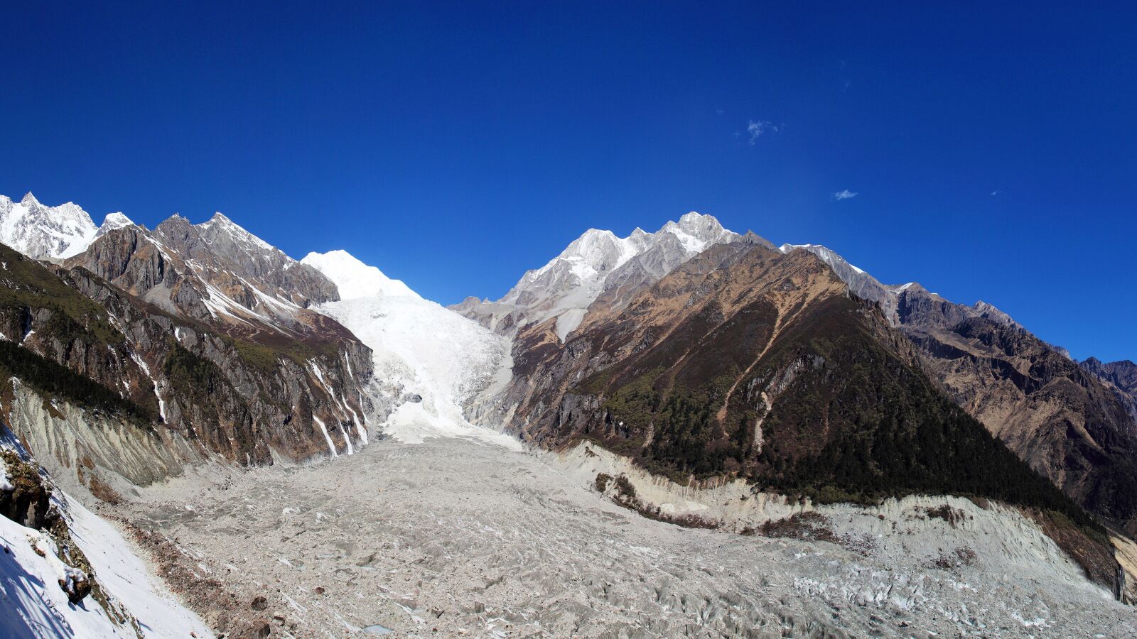 Canon EOS 5D Mark II sample photo. Ice falls, glacier, hailuogou photography