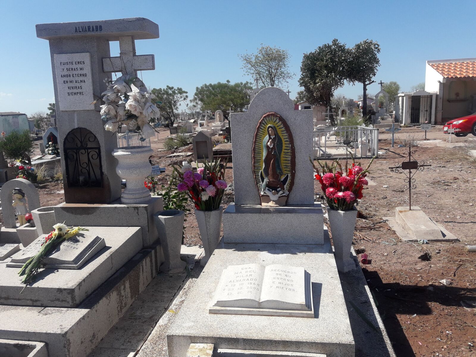 Samsung Galaxy J7 Neo sample photo. Tumba, panteón, cementerio photography