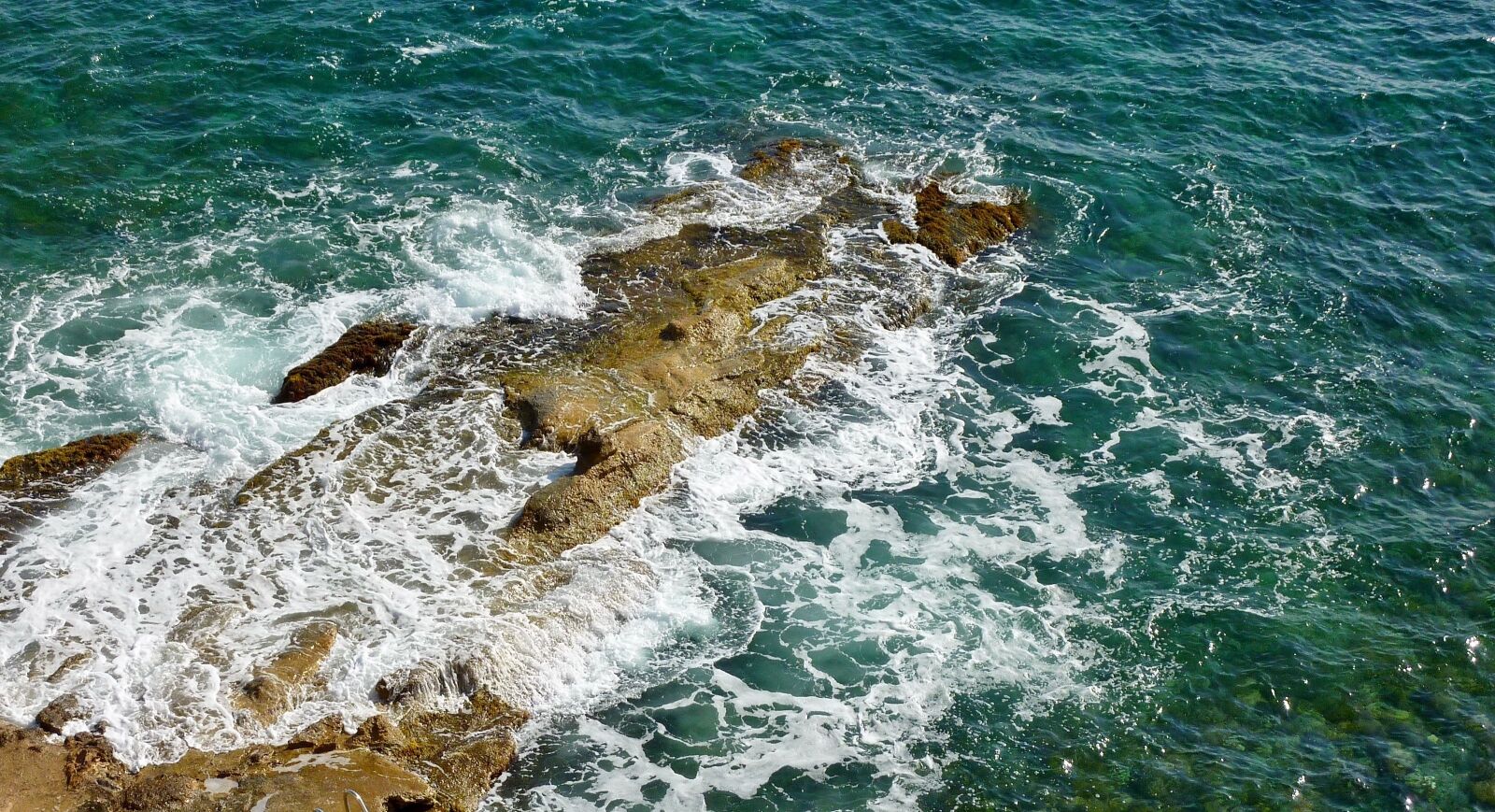 Panasonic DMC-TZ7 sample photo. The sea, cliff, landscape photography