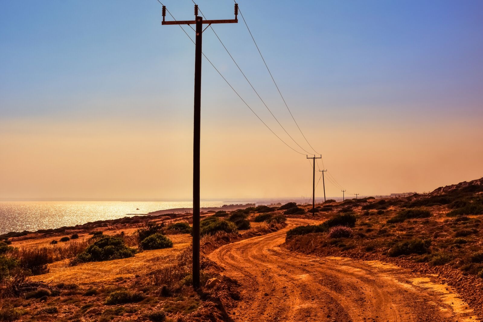Nikon D3300 sample photo. Pole, road, afternoon photography