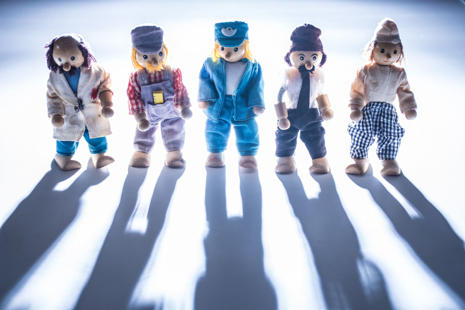 Nikon D7200 sample photo. Toys, dolls, shadows photography
