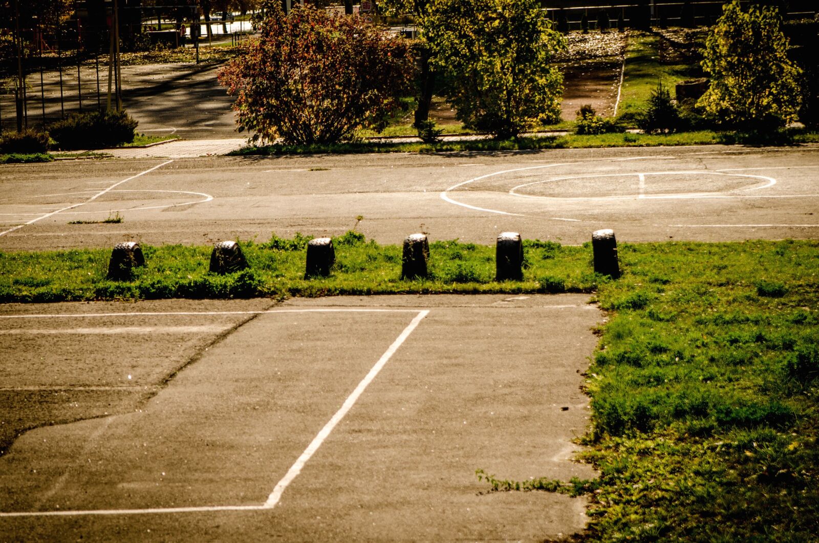 Nikon D5100 sample photo. Playground, pillar, concrete, grass photography