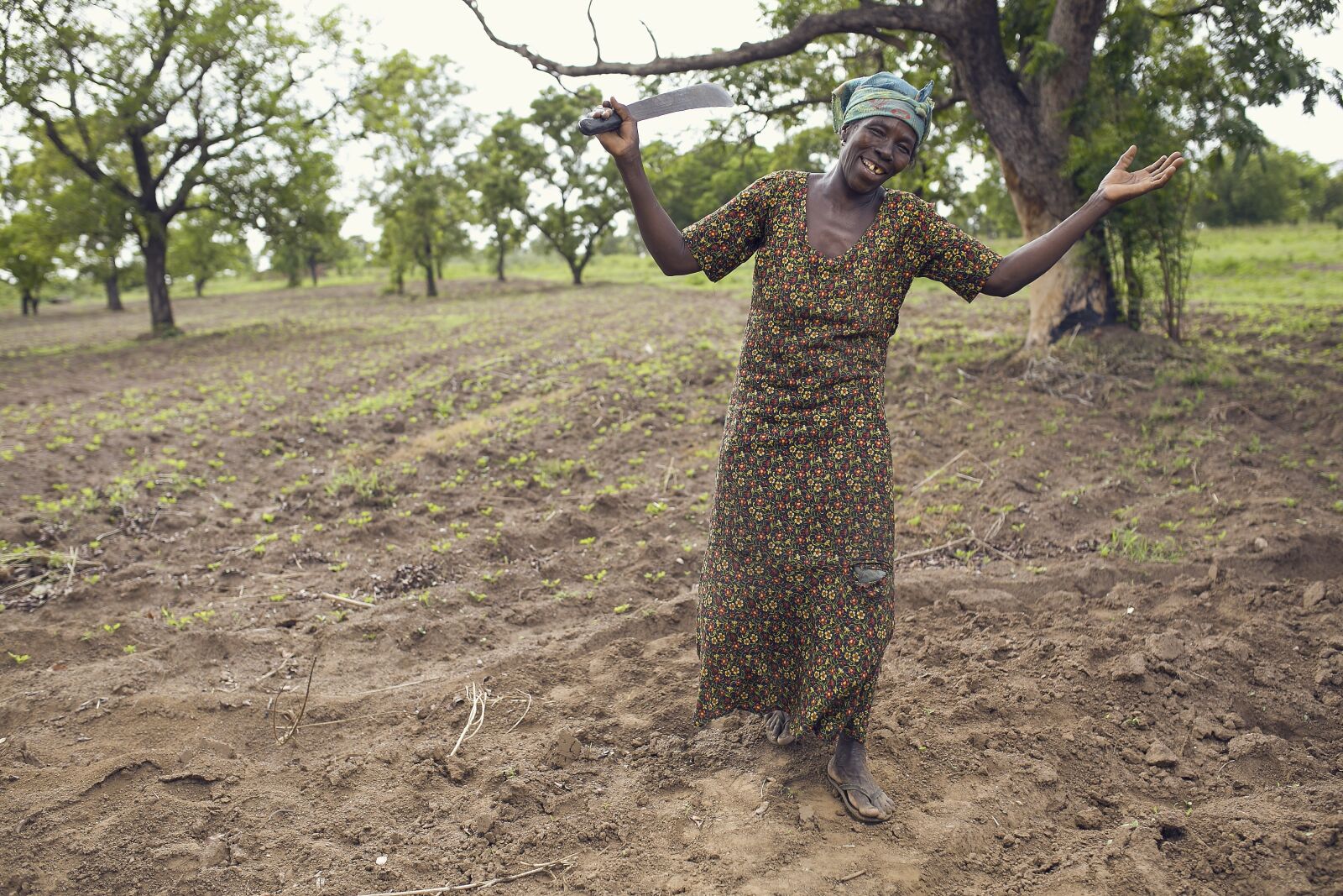Canon EOS 5D Mark III sample photo. Farmer, africa, woman photography