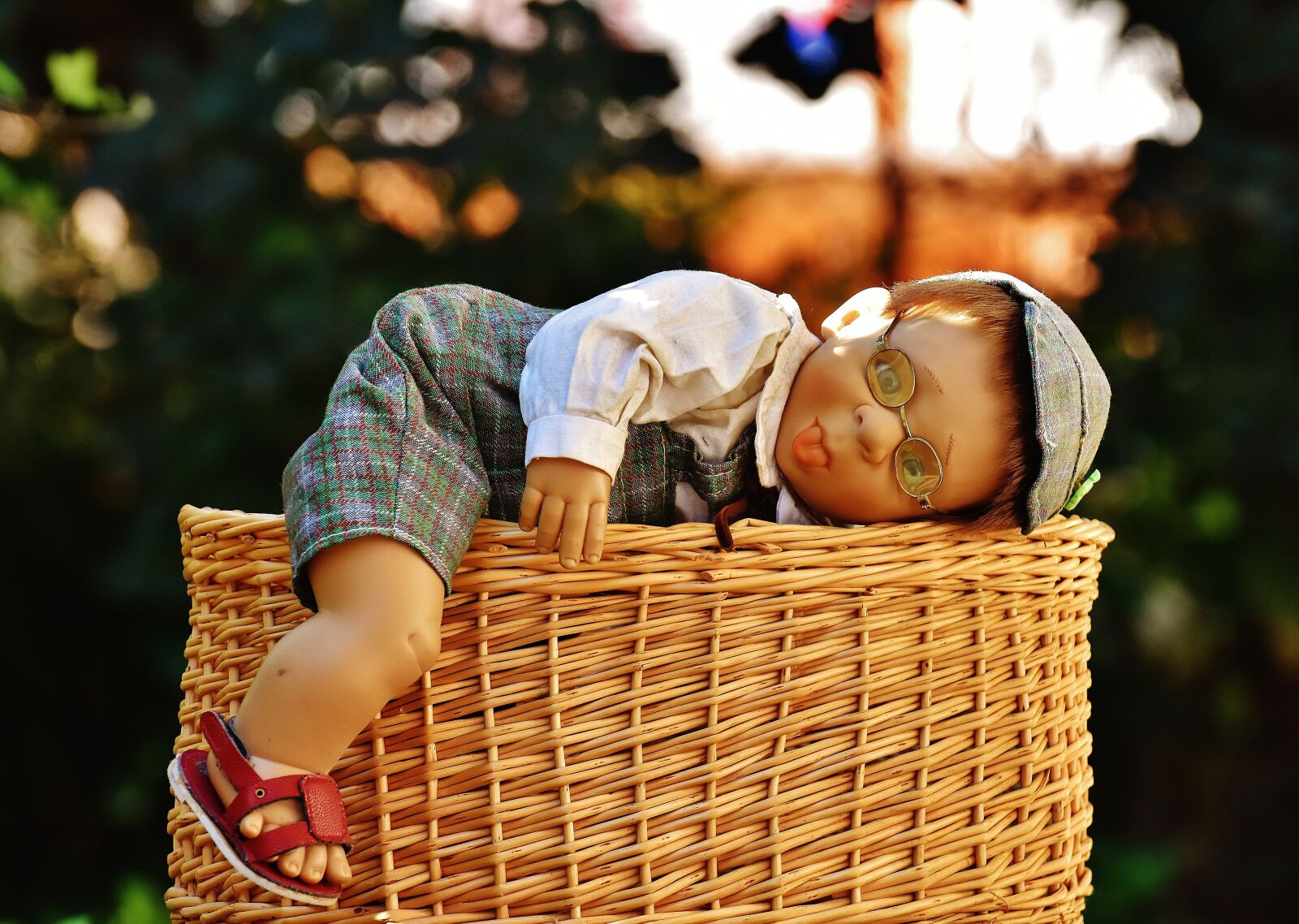 Nikon D7200 sample photo. Doll, boy, cheeky photography