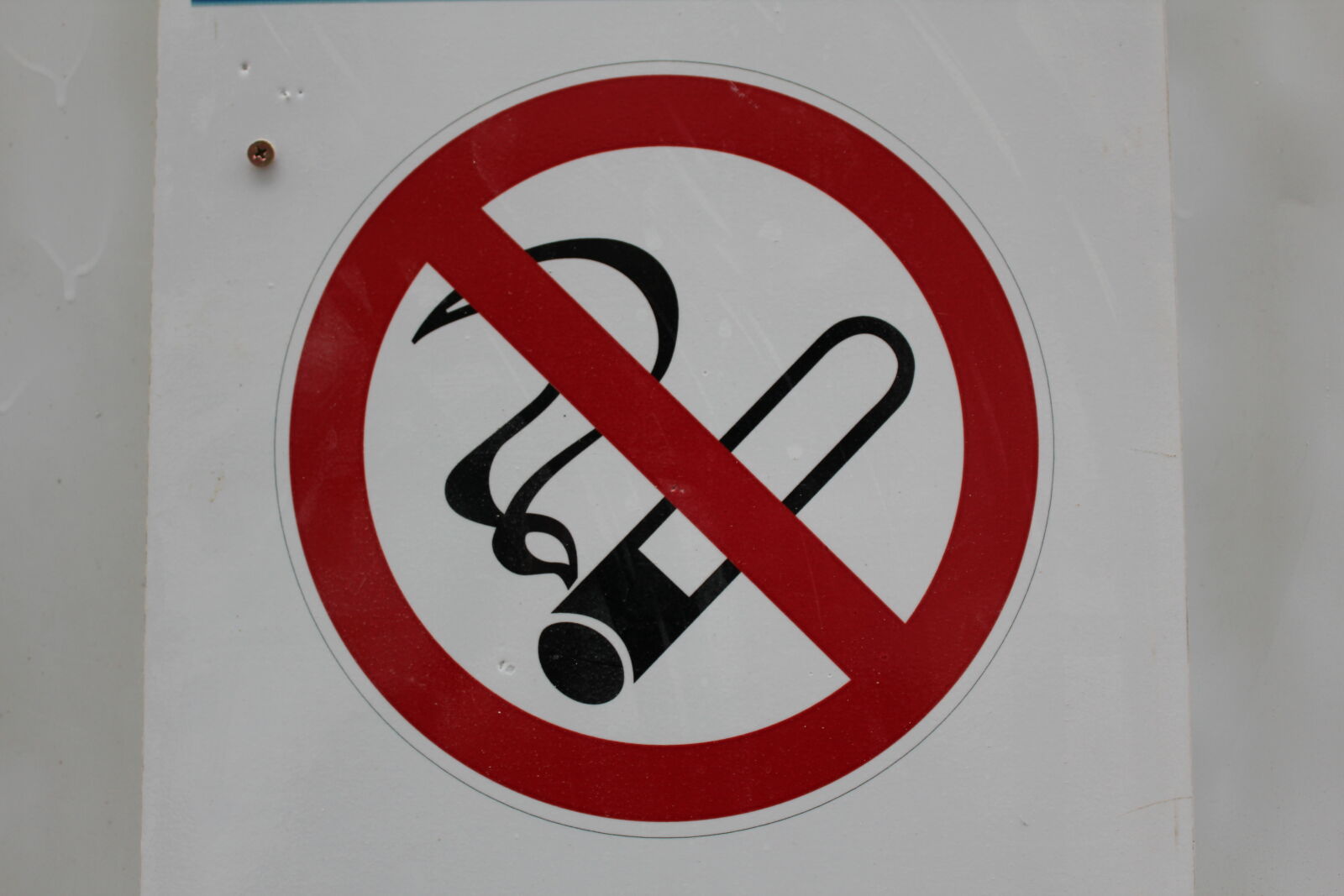Canon EOS 550D (EOS Rebel T2i / EOS Kiss X4) sample photo. No, smoking, sign photography