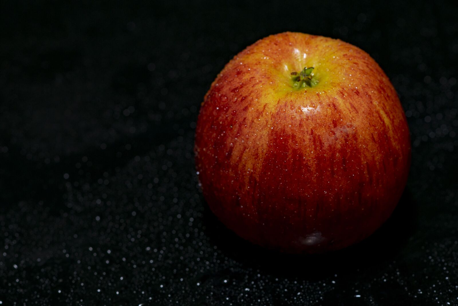 Nikon D3300 sample photo. Apple, fruit, healthy photography