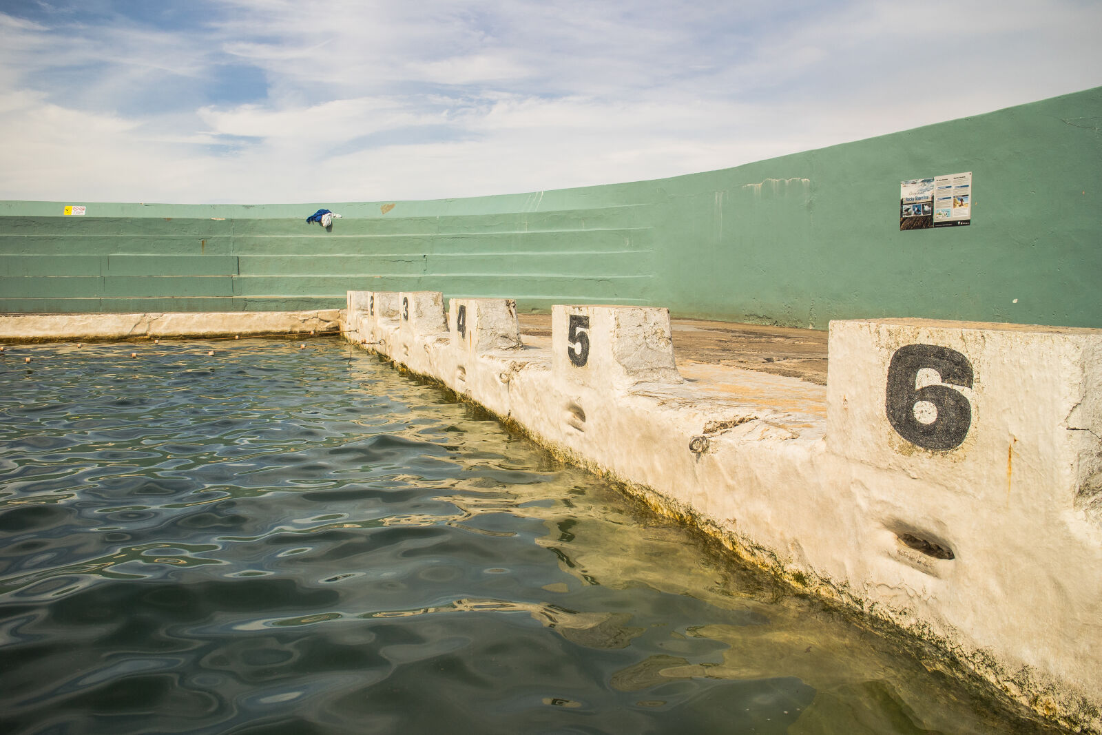 Canon EOS M2 sample photo. Scenic, view, of, sea photography
