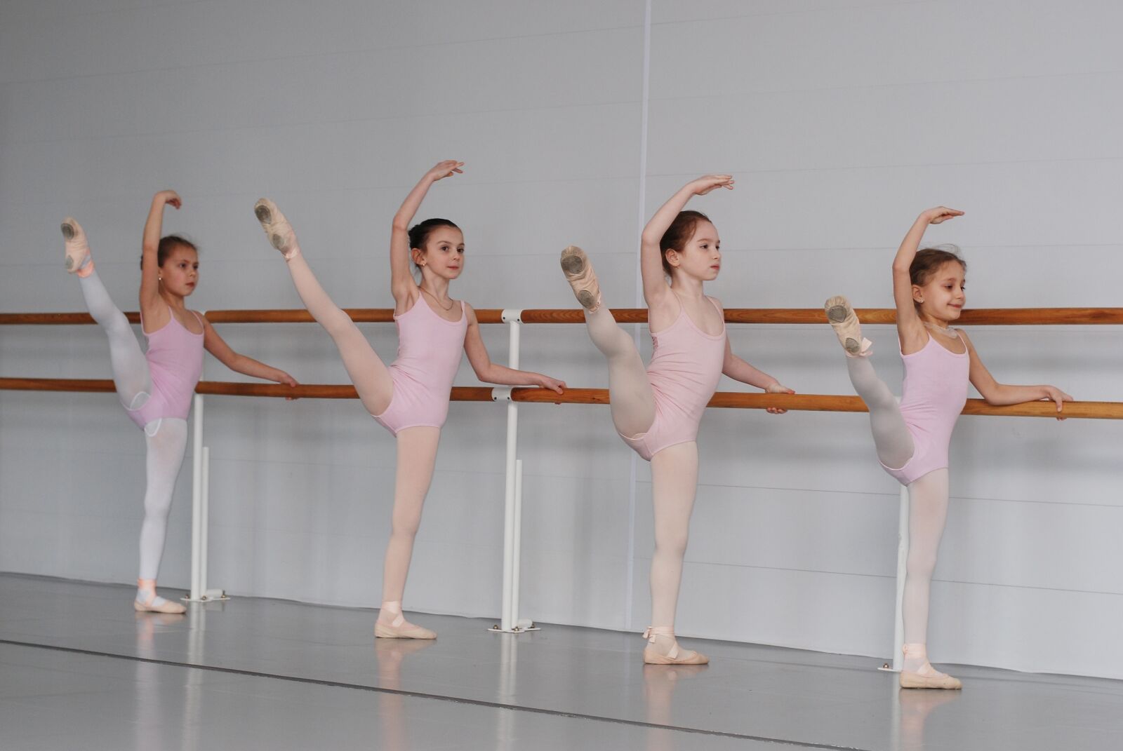 Nikon D80 sample photo. Ballet, school, class photography