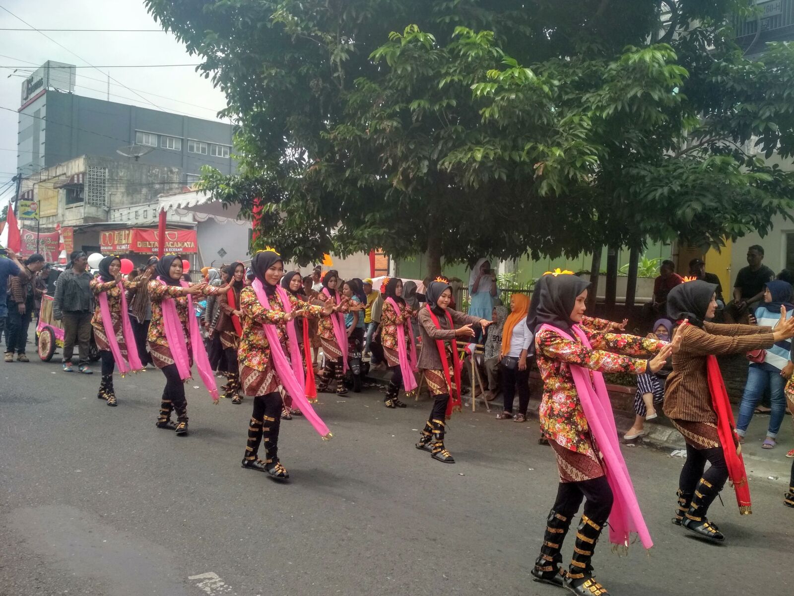 Xiaomi Redmi 4X sample photo. Carnaval, banyumas, dancer photography