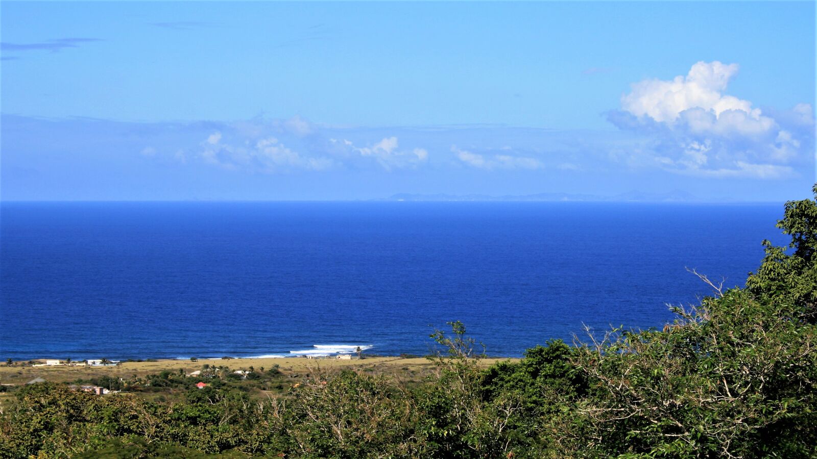 Canon EOS 400D (EOS Digital Rebel XTi / EOS Kiss Digital X) sample photo. Island, volcano, nature photography