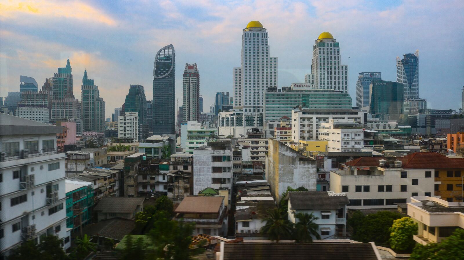 Canon EOS 750D (EOS Rebel T6i / EOS Kiss X8i) sample photo. Bangkok, thailand, skyscrapers photography